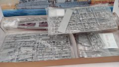 Trumpeter German Pochet Battleship (Panzer Schiff) Admiral Graf Spee 1/350, confezione lievemente usurata - foto 4